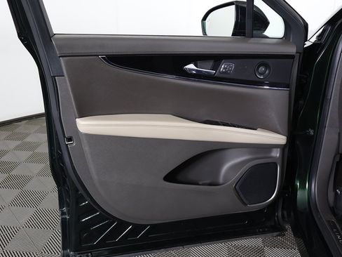 Used 2021 Lincoln Nautilus Reserve image 27