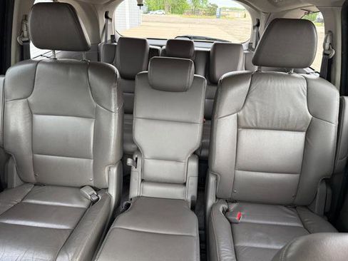 Used 2014 Honda Odyssey Touring Elite image 17