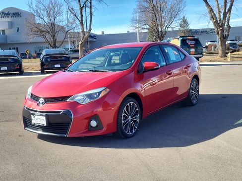 Used 2014 Toyota Corolla S image 4