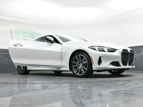 New 2026 BMW 430i xDrive Coupe w/ Premium Package AWD/4WD image 42