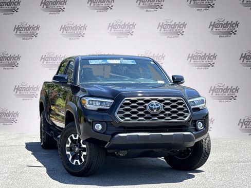 Used 2023 Toyota Tacoma TRD Off-Road w/ Technology Package AWD/4WD image 2