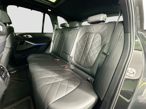New 2026 BMW X5 M60i w/ Executive Package image 25