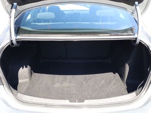 Used 2023 Chevrolet Malibu LT FWD image 28