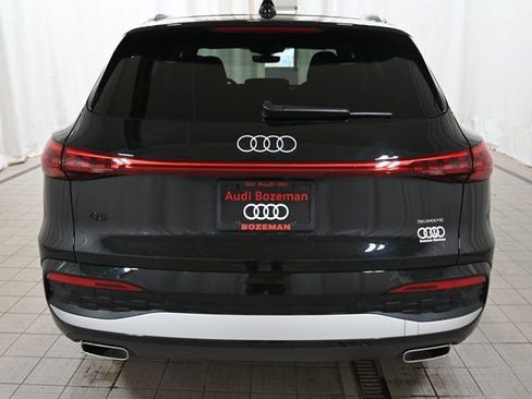 Used 2025 Audi Q5 Premium Plus w/ Premium Plus image 12