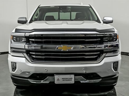 Used 2018 Chevrolet Silverado 1500 High Country AWD/4WD image 4