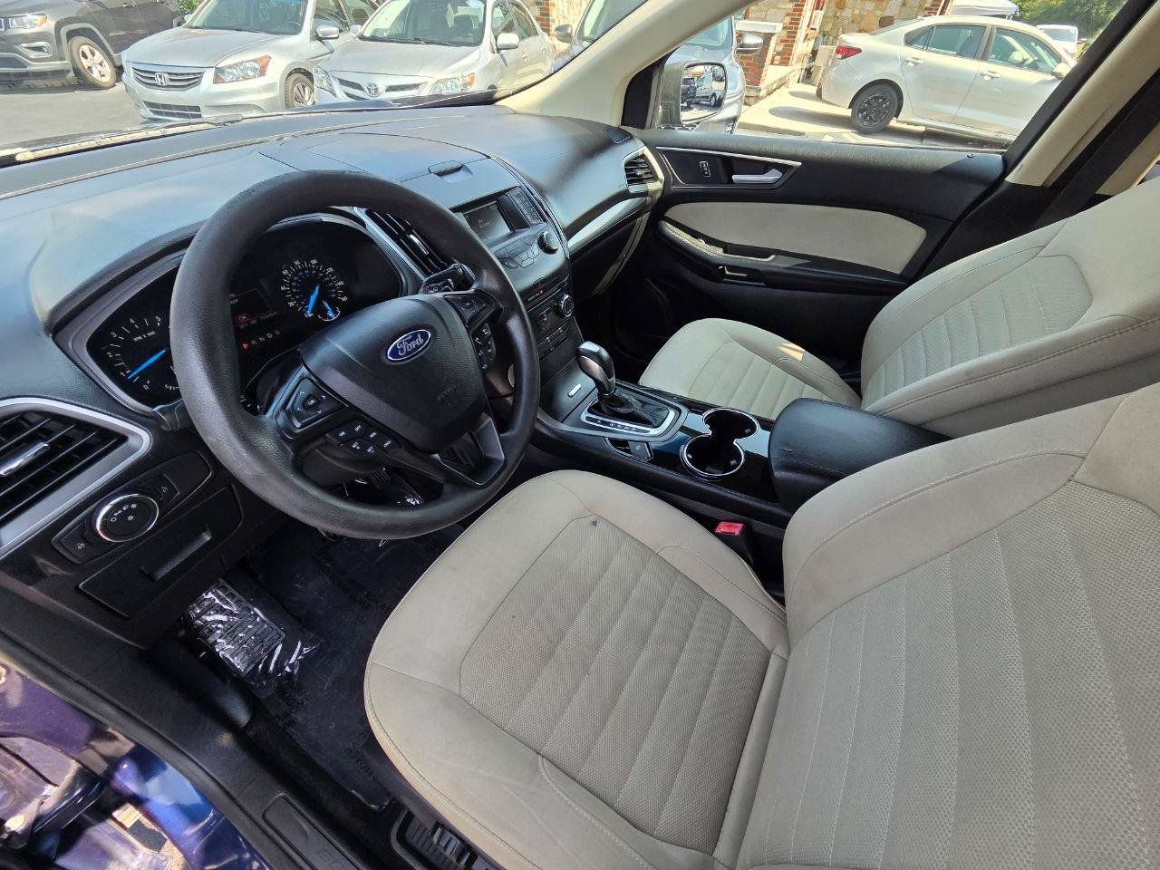 Used 2016 Ford Edge SE FWD image 14