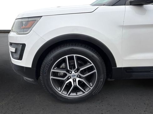 Used 2016 Ford Explorer Sport w/ Equipment Group 401A image 13