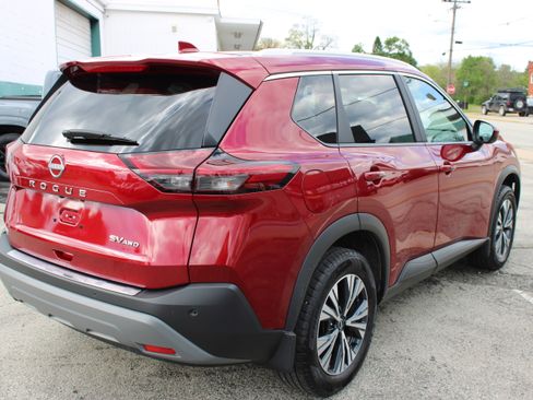 Certified 2023 Nissan Rogue SV w/ SV Premium B Package AWD/4WD image 8