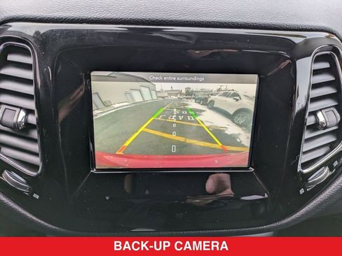 Used 2019 Jeep Compass Altitude image 26