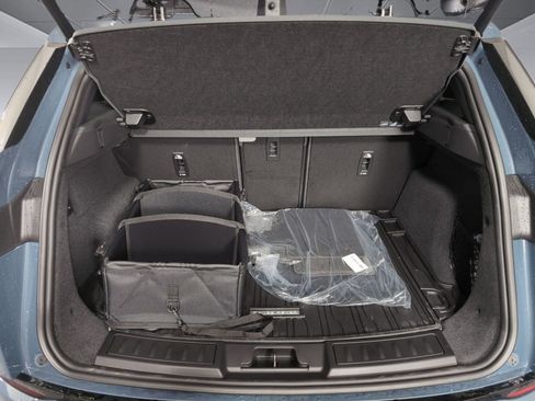 Certified 2026 Land Rover Range Rover Evoque S image 26