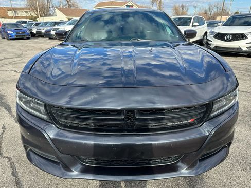 Used 2019 Dodge Charger SXT image 29