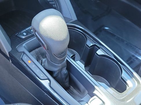 Used 2025 Chevrolet TrailBlazer LT image 32