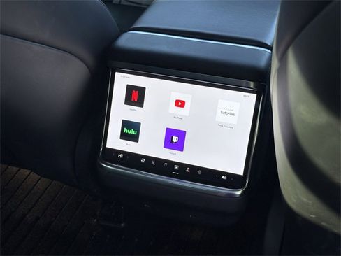 Used 2023 Tesla Model S Standard Range image 35