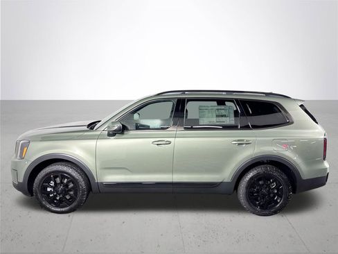Certified 2025 Kia Telluride AWD image 9