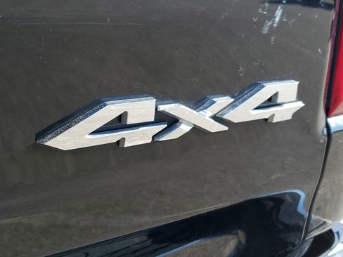 Used 2021 RAM 1500 Limited image 8