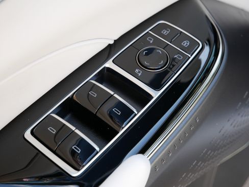 Used 2026 Cadillac Lyriq Sport w/ LPO, Floor Liner Package AWD/4WD image 18