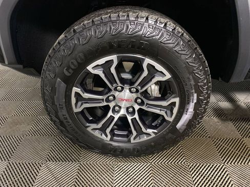 Certified 2023 GMC Canyon AT4 w/ AT4 Premium Package image 10