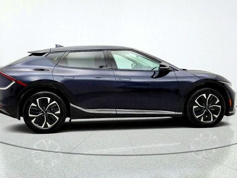 Used 2022 Kia EV6 Wind AWD/4WD image 4