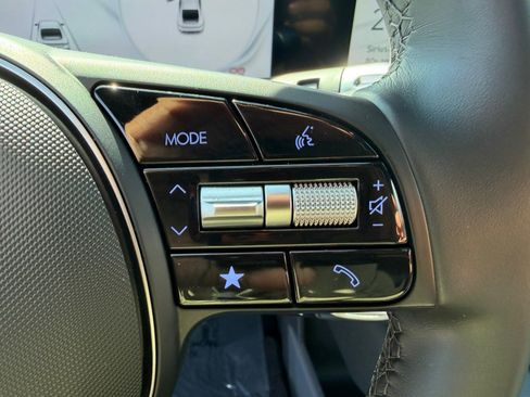 Used 2024 Hyundai Ioniq 6 SEL image 16