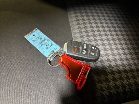 Used 2021 Dodge Charger Scat Pack image 32