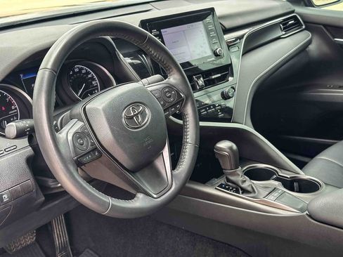 Used 2023 Toyota Camry SE FWD image 12