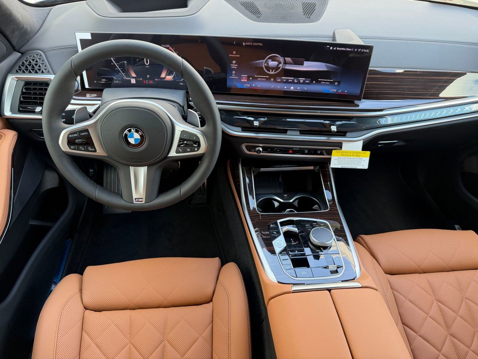 Used 2027 BMW X7 xDrive40i w/ M Sport Package AWD/4WD image 23