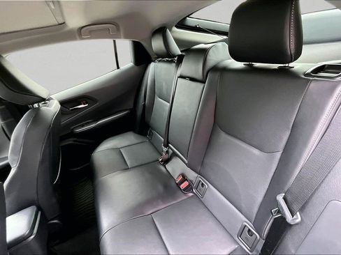 Used 2026 Toyota Prius XLE w/ Protection Package #3 (TMS) FWD image 21