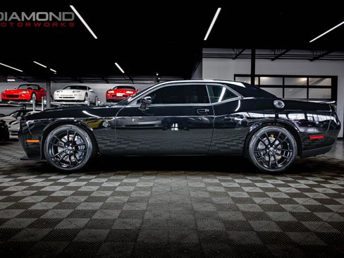 Used 2023 Dodge Challenger SRT Hellcat image 11
