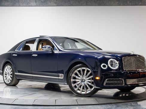 Used 2017 Bentley Mulsanne image 61