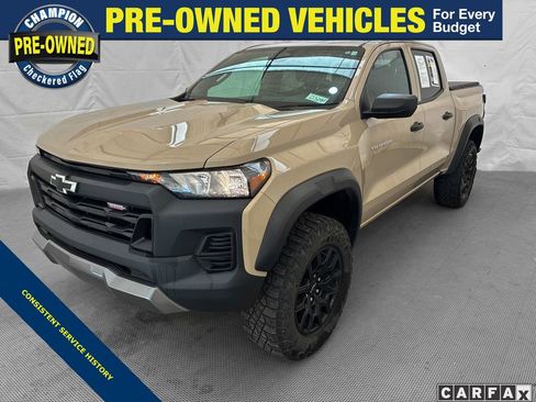 Used 2023 Chevrolet Colorado Trail Boss w/ Advanced Trailering Package AWD/4WD image 1