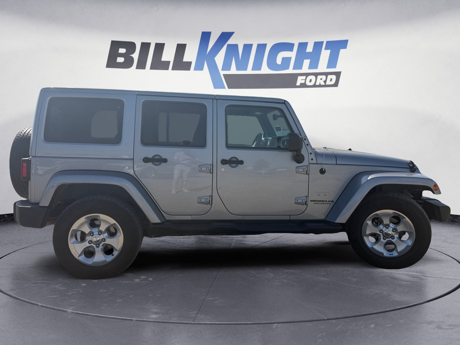 Used 2015 Jeep Wrangler Unlimited Sahara AWD/4WD image 6