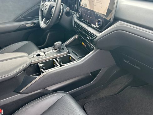 Used 2024 Lexus TX 350 AWD image 13