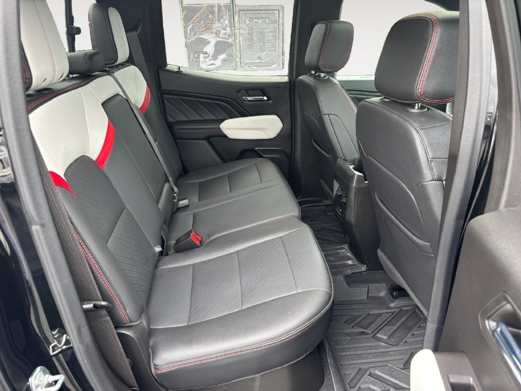 Used 2024 GMC Canyon AT4X AWD/4WD image 24