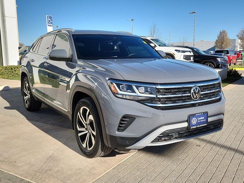 Used 2021 Volkswagen Atlas Cross Sport SEL Premium w/ Cross Sport MDO Package image 5