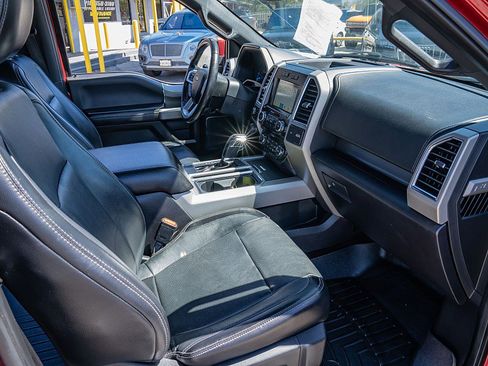 Used 2017 Ford F150 Lariat image 18