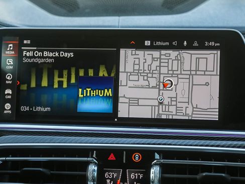 Used 2023 BMW X5 M50i w/ Executive Package image 13