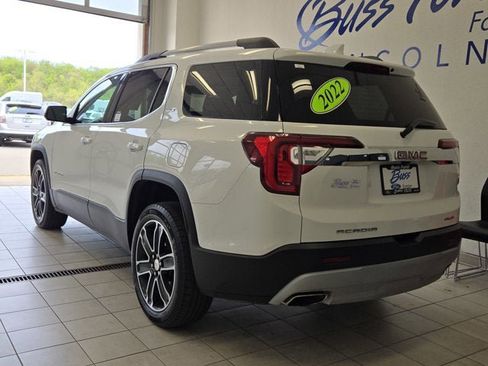 Used 2022 GMC Acadia SLT w/ Technology Package AWD/4WD image 13