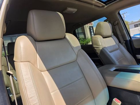 Used 2016 Toyota Tundra Limited AWD/4WD image 16