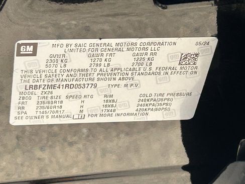 Certified 2024 Buick Envision Preferred AWD/4WD image 35