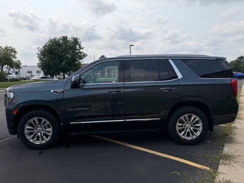 Used 2021 GMC Yukon SLT w/ SLT Luxury Plus Package AWD/4WD image 5