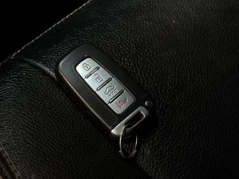 Used 2011 Kia Soul ! FWD image 30