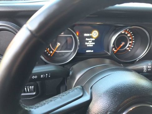 Used 2021 Jeep Wrangler Unlimited Sport w/ Dual Top Group AWD/4WD image 14
