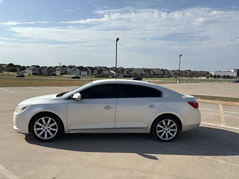 Used 2012 Buick LaCrosse Touring FWD image 2