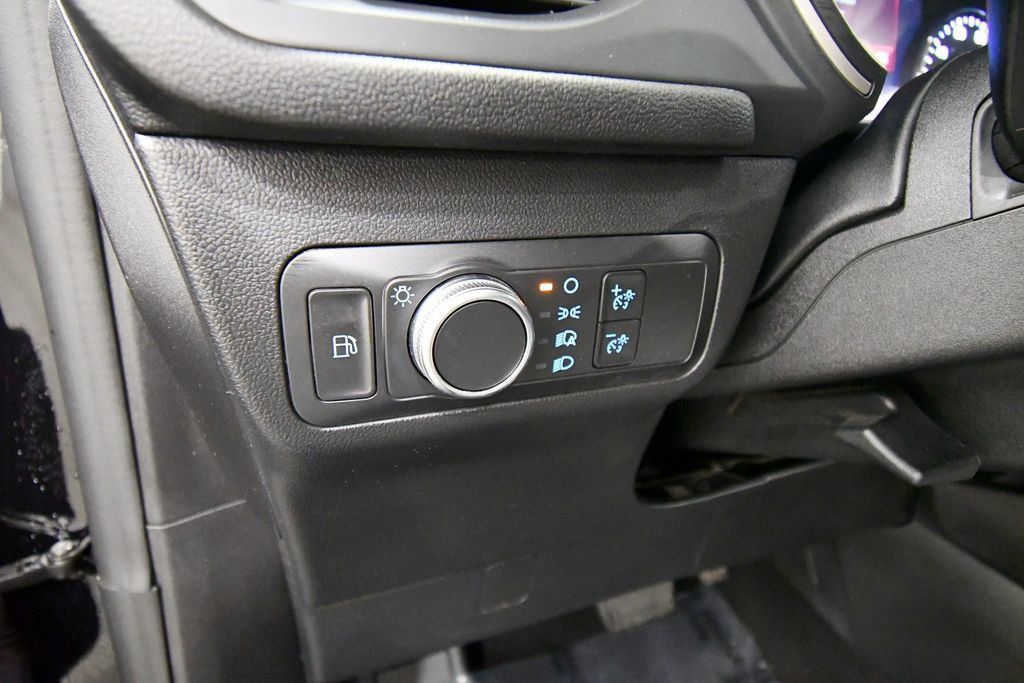 Used 2022 Ford Escape SE w/ SE Sport Appearance Package AWD/4WD image 19