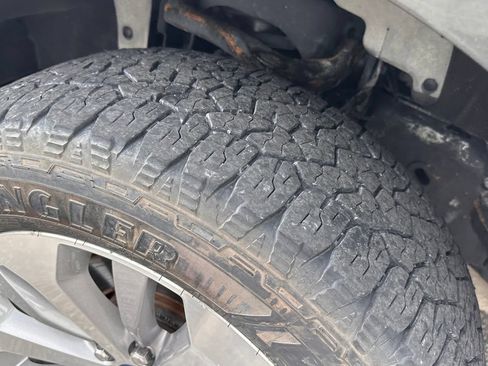 Used 2017 Ford F150 XL w/ Equipment Group 101A Mid AWD/4WD image 42