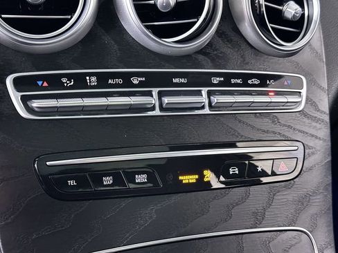 Used 2021 Mercedes-Benz GLC 300 image 44