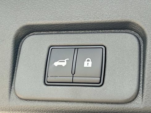 New 2026 Nissan Rogue Platinum w/ Platinum Premium Package AWD/4WD image 14