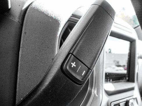 New 2025 Chevrolet Silverado 1500 W/T image 26