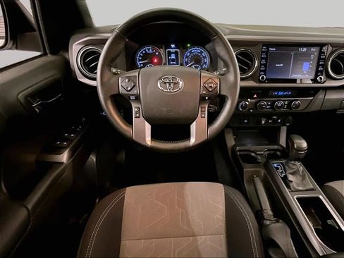 Used 2023 Toyota Tacoma TRD Sport AWD/4WD image 5