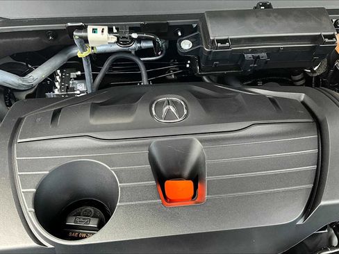 Used 2025 Acura RDX SH-AWD image 17